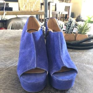 Steve Madden blue wedges